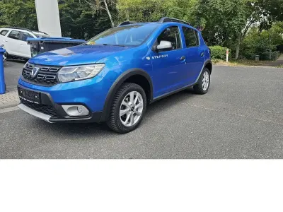 Gebraucht Dacia Sandero Prestige 90 PS (66 kW) 2017 Blau Limousine