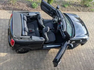 Usata Mini Cooper Cabriolet 136 CV (100 kW) 2018 Nero Cabrio