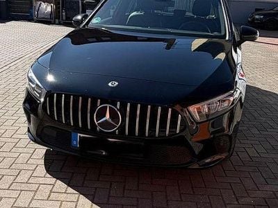Gebraucht Mercedes A160 109 PS (80 kW) 2020 Schwarz Limousine
