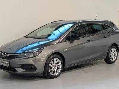 Gebraucht Opel Astra 131 PS (96 kW) 2021 Grau Kombi
