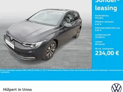 Gebraucht VW Golf VIII Move 110 PS (80 kW) 2024 Grau Limousine