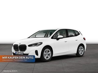 Gebraucht BMW 220 Active Tourer Luxury Line 156 PS (114 kW) 2025 Alpinweiss Van / Kleinbus