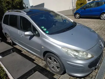 Gebraucht Peugeot 307 109 PS (80 kW) 2007 Silber Kombi