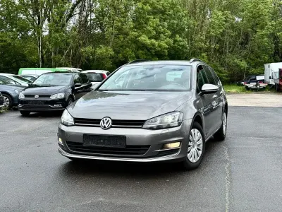Gebraucht VW Golf VII LOUNGE 110 PS (80 kW) 2016 Grau Kombi