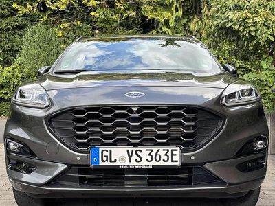 Grau Gebraucht 2022 Ford Kuga ST-Line SUV | 26.490 € (Fairer Preis)