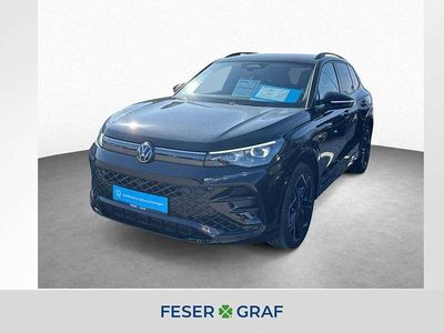 Gebraucht VW Tiguan R-line 150 PS (110 kW) 2025 Deep black perleffekt SUV