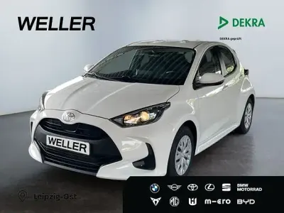 Gebraucht Toyota Yaris Business Edition 116 PS (85 kW) 2024 Super white Kleinwagen