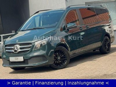 Mercedes V220