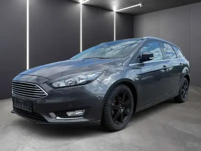 Gebraucht Ford Focus Titanium 125 PS (91 kW) 2018 Magneticgrau (metallic) Kombi