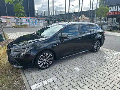 Gebraucht Toyota Corolla Team 184 PS (135 kW) 2021 Schwarz Kombi
