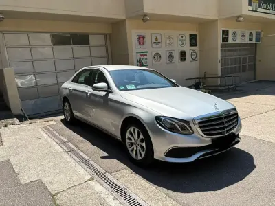 Gebraucht Mercedes E220 Avantgarde 194 PS (142 kW) 2017 Limousine