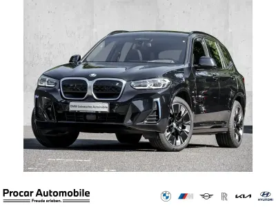 Gebraucht BMW iX3 Performance 210 kW (286 PS) 2023 Schwarz SUV