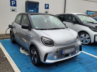 Gebraucht Smart ForFour Electric Drive 95 kW (130 PS) 2021 Silber Kleinwagen