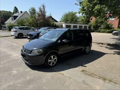 Gebraucht VW Touran 105 PS (77 kW) 2010 Schwarz Van / Kleinbus