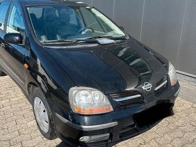 Gebraucht Nissan Almera 114 PS (83 kW) 2002 Schwarz Kleinwagen