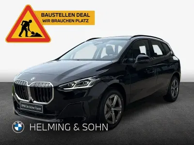 Neu BMW 218 Performance 136 PS (100 kW) 2026 Schwarz Van / Kleinbus