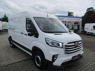 Maxus V90