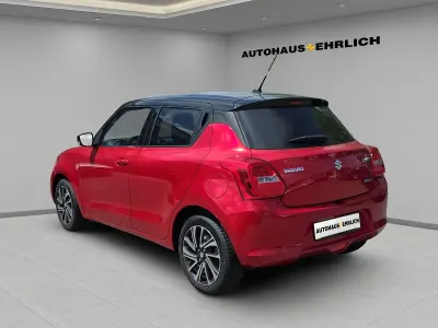 Gebraucht Suzuki Swift Comfort 83 PS (61 kW) 2023 Rot Kleinwagen