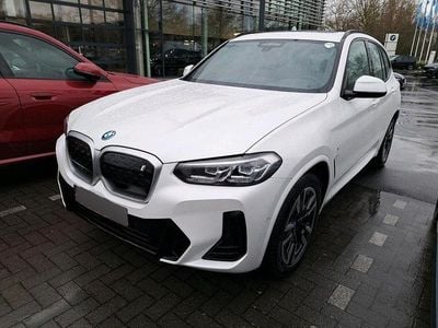 Gebraucht BMW iX3 M Sport 210 kW (286 PS) 2022 Weiß SUV