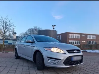 Gebraucht Ford Mondeo 116 PS (85 kW) 2014 Silber Kombi