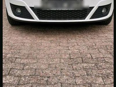 Usata Seat Altea XL 140 CV (102 kW) 2015 Bianco Monovolume