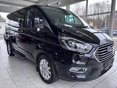 Gebraucht Ford Tourneo Titanium 170 PS (125 kW) 2019 Schwarz Van / Kleinbus