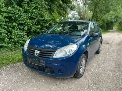 Gebraucht Dacia Sandero 75 PS (55 kW) 2009 Blau Limousine
