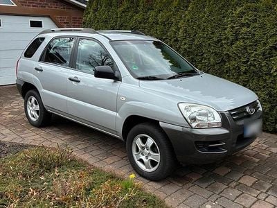 Gebraucht Kia Sportage 141 PS (103 kW) 2007 Silber SUV