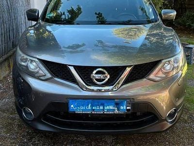 Usata Nissan Qashqai Tekna 116 CV (85 kW) 2016 Grigio SUV