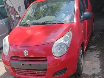Gebraucht Suzuki Alto 67 PS (49 kW) 2010 Rot Kleinwagen