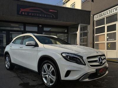 Gebraucht Mercedes GLA180 122 PS (89 kW) 2016 Weiß SUV
