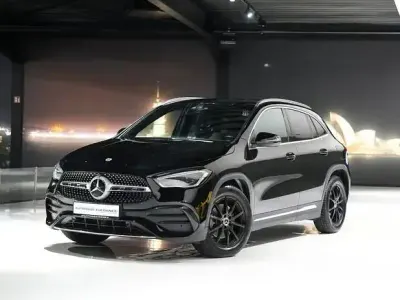 Second-hand Mercedes GLA250 AMG line 224 CP (164 kW) 2020 Negru SUV