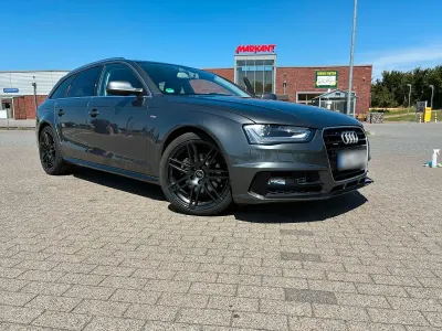 Gebraucht Audi A4 S-Line 177 PS (130 kW) 2015 Grau Kombi