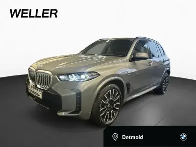 Gebraucht BMW X5 M Sport 340 PS (250 kW) 2025 Skyscraper grau (grau) SUV