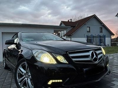 Gebraucht Mercedes E250 AMG 204 PS (150 kW) 2010 Schwarz Cabrio