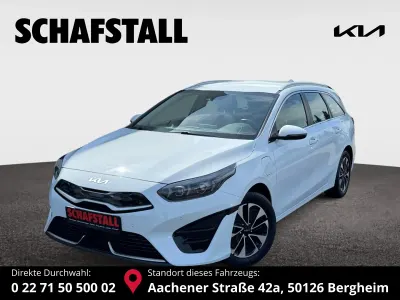 Gebraucht Kia Ceed Sportswagon Spirit 141 PS (103 kW) 2022 Weiss (casa white) Kombi