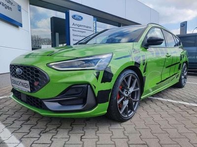 Usata Ford Focus ST 280 CV (205 kW) 2023 Verde Station wagon