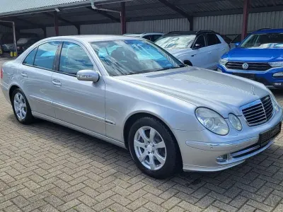 Gebraucht Mercedes E280 Avantgarde 177 PS (130 kW) 2005 Silber
