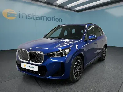 Ny BMW iX1 M Sport 230 kW (313 HK) 2026 Blå SUV