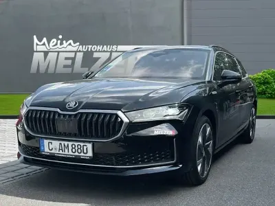Gebraucht Skoda Superb Selection 150 PS (110 kW) 2024 Ebony schwarz Kombi