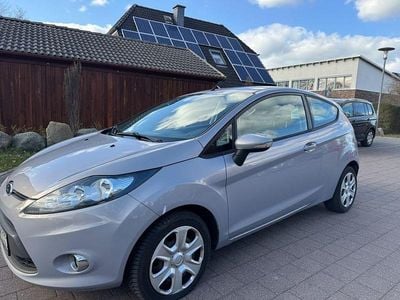 Gebraucht Ford Fiesta Trend 60 PS (44 kW) 2012 Grau Kleinwagen