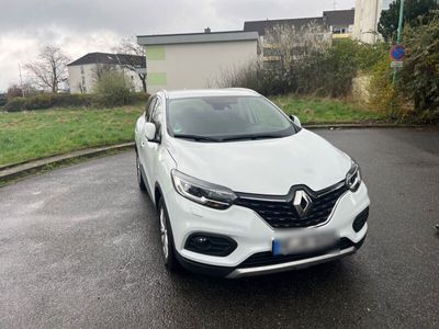 gebraucht Renault Kadjar LIMITED Deluxe TCe 140 GPF Navi SHZ PDC