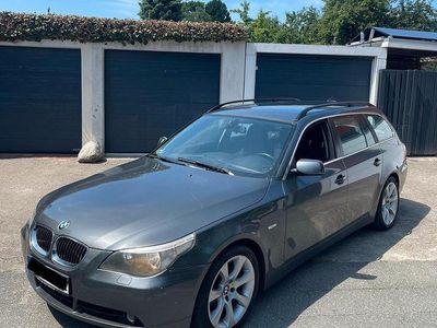 BMW 525