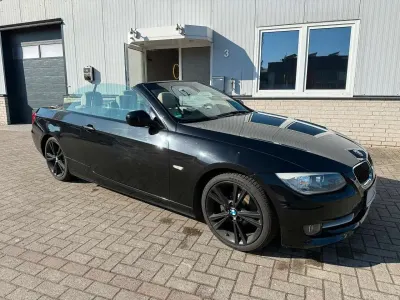 Używany BMW 320 Cabriolet Comfort Edition 170 KM (125 kW) 2012 Czarny Kabriolet