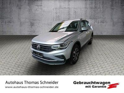 Gebraucht VW Tiguan Life 200 PS (147 kW) 2020 Silber SUV