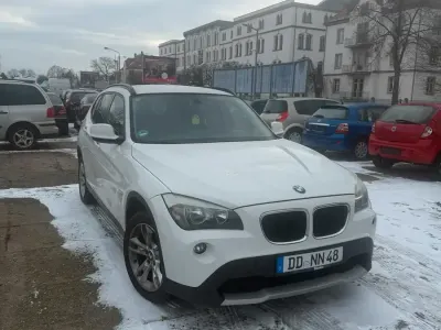 Gebraucht BMW X1 143 PS (105 kW) 2011 Weiß SUV