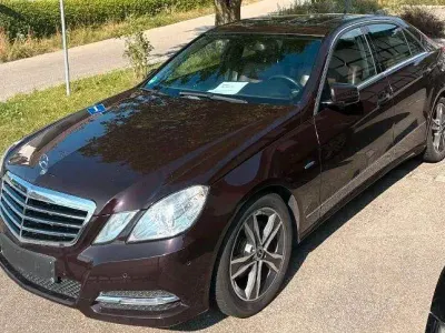 Gebraucht Mercedes 220 Avantgarde 170 PS (125 kW) 2012 Limousine