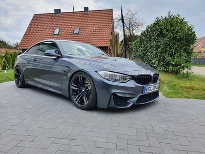 Grau Gebraucht 2016 BMW M4 M Performance Coupé | 44.000 € (Teuer)