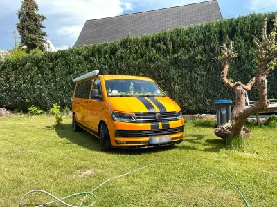 Gebraucht VW Caravelle 130 PS (95 kW) 2006 Orange Van