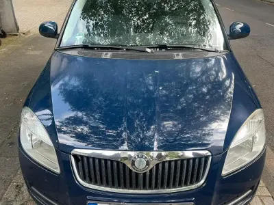 Gebraucht Skoda Roomster 86 PS (63 kW) 2009 Blau Van / Kleinbus